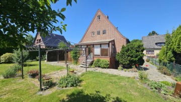 Ein gemütliches Haus für 2 Personen. Oder Sie bauen an!, 22119 Hamburg, Einfamilienhaus