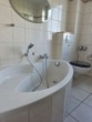 Badezimmer - Weitblick in Glinde garantiert! 3-Zimmer-Wohnung mit tollem Schnitt. Provisionsfrei für Käufer!
