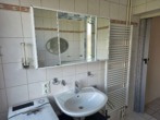 Badezimmer - Weitblick in Glinde garantiert! 3-Zimmer-Wohnung mit tollem Schnitt. Provisionsfrei für Käufer!