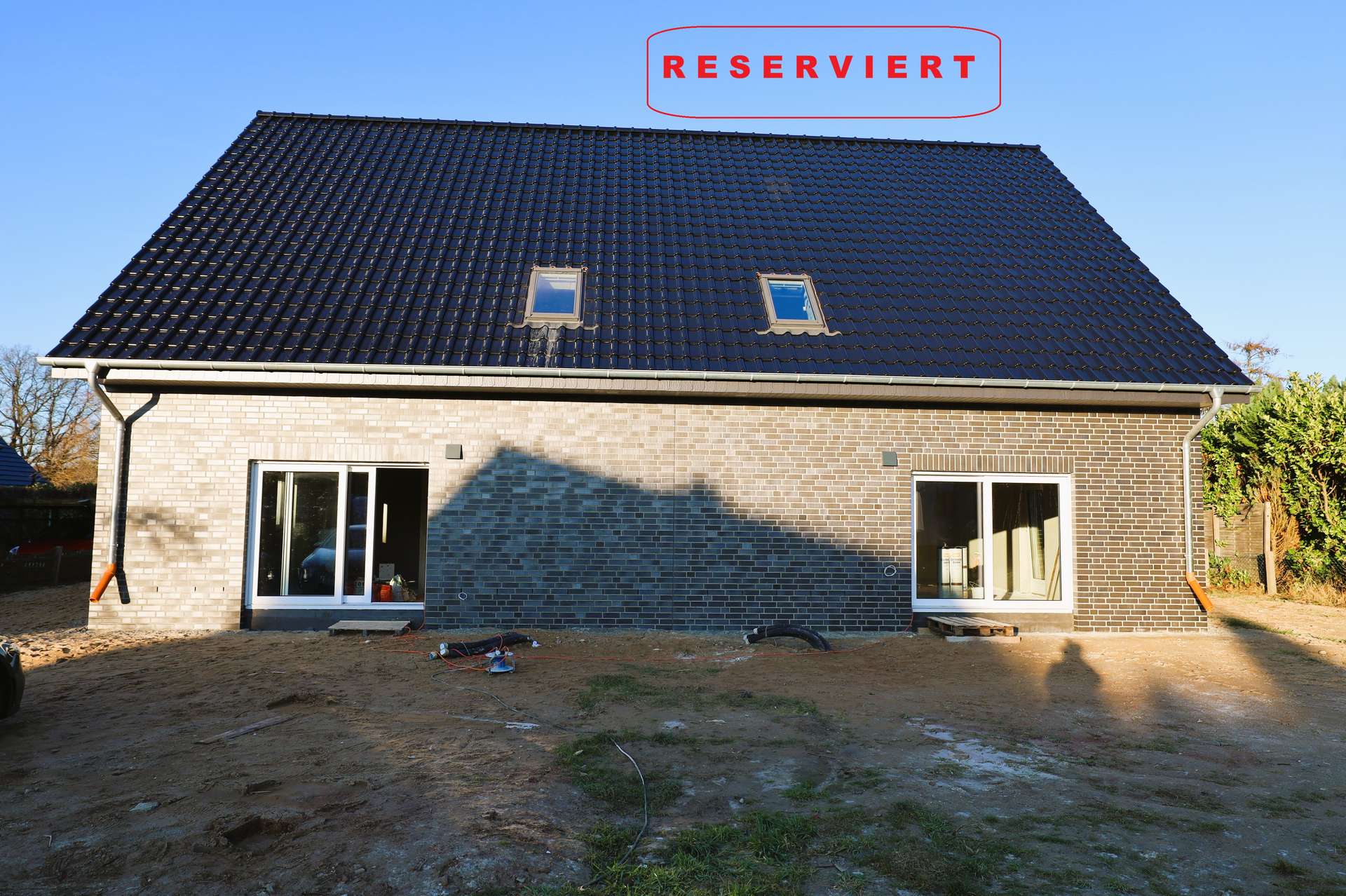 Tolle Neubau-DHH. Entscheiden Sie zwischen DIN-Wohnfläche 130 m² oder 155 m².
