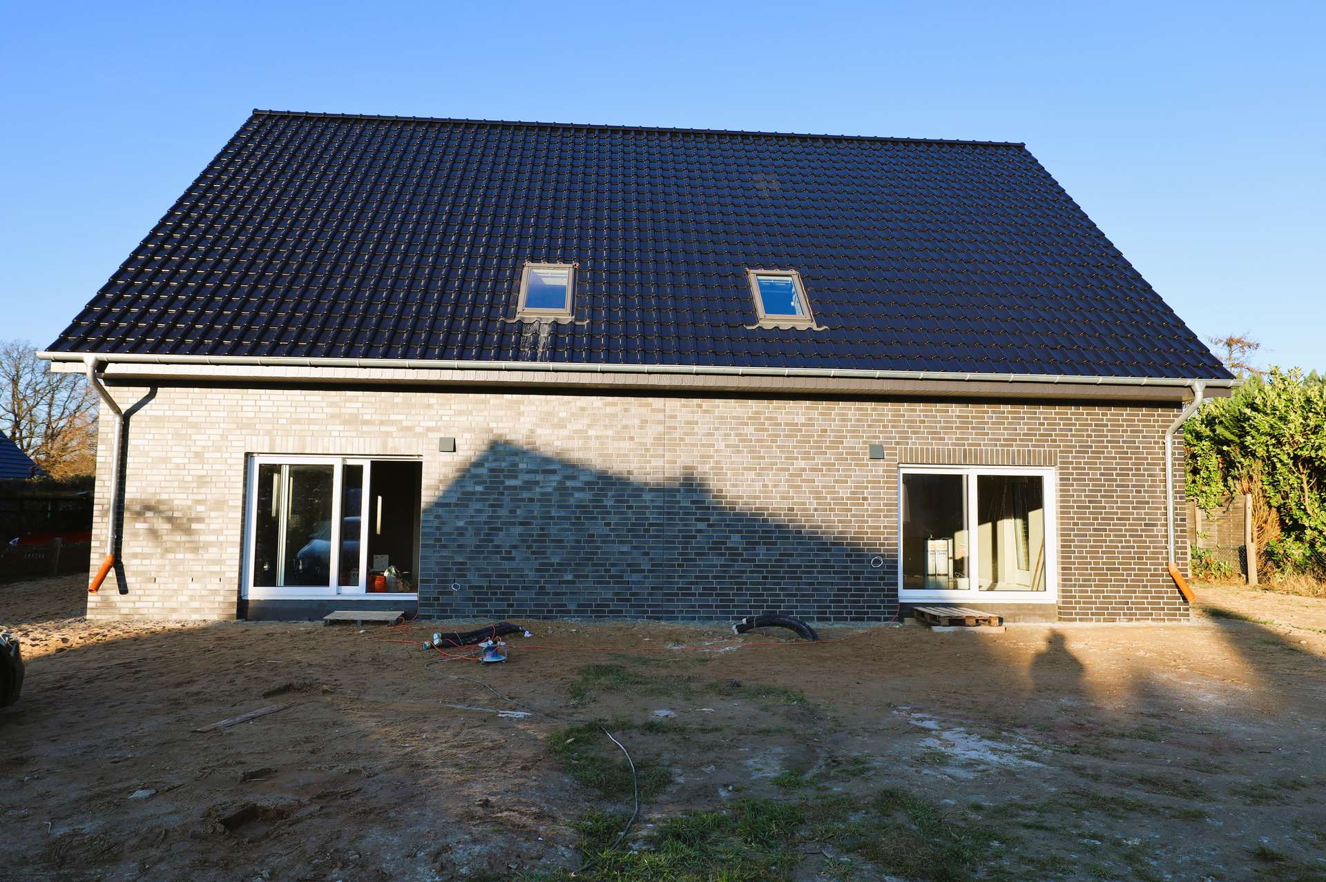 Tolle Neubau-DHH. Entscheiden Sie zwischen DIN-Wohnfläche 130 m² oder 155 m².