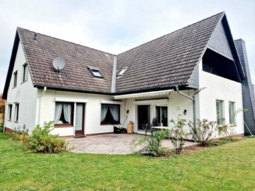 Viel Platz für die große Familie!, 22959 Linau, Einfamilienhaus