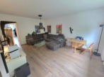Wohnzimmer - Was für eine Wohnung im 1. OG. Zugreifen.