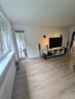 Wohnzimmer - Was für eine Wohnung im 1. OG. Zugreifen.