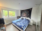 Schlafzimmer - Was für eine Wohnung im 1. OG. Zugreifen.