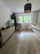 Kind - Was für eine Wohnung im 1. OG. Zugreifen.