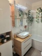 Badezimmer - Was für eine Wohnung im 1. OG. Zugreifen.