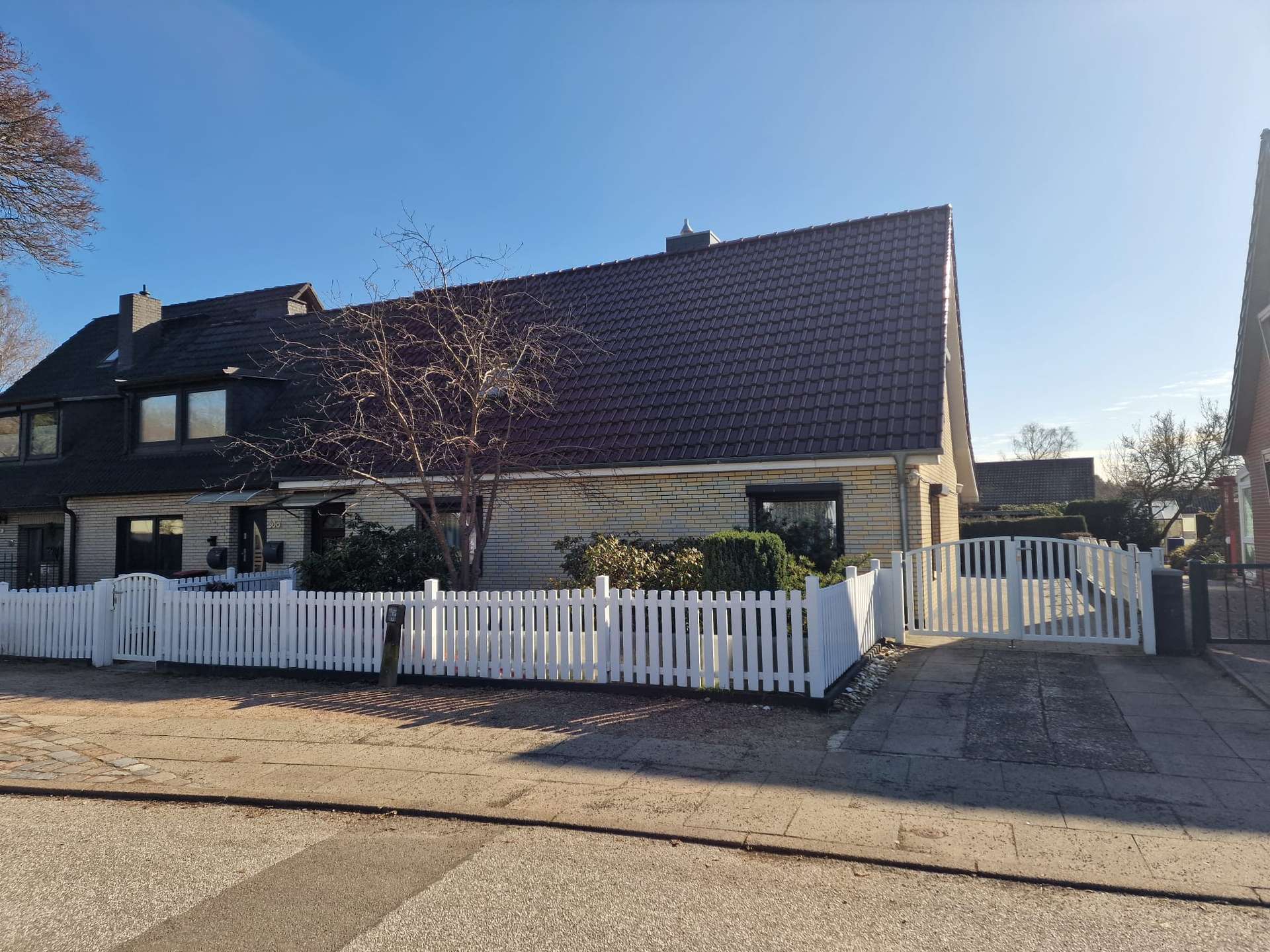 Viel Platz zum Wohnen – mit sagenhaftem Grundstück.